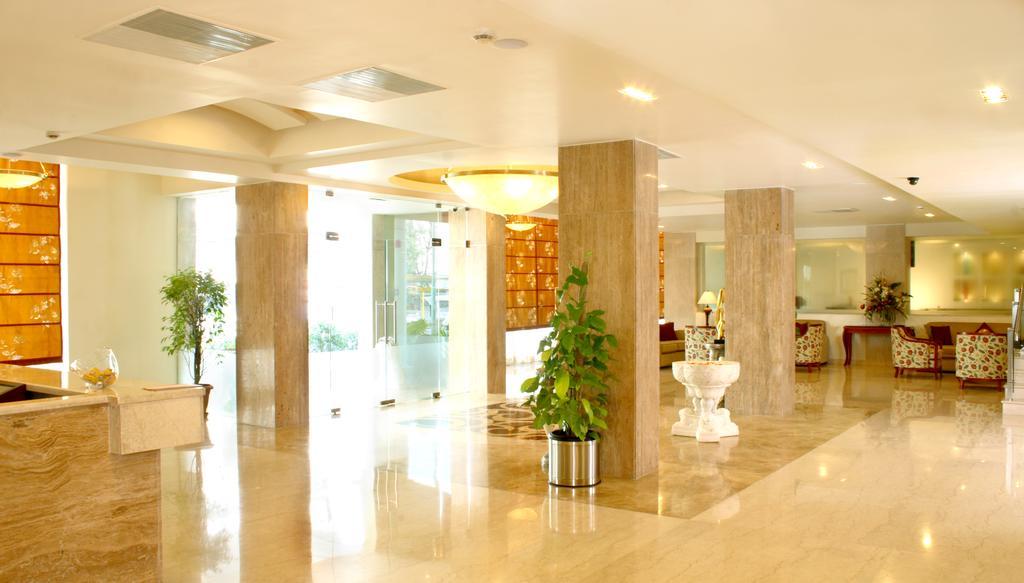 מלון היידראבד Hampshire Plaza מראה חיצוני תמונה