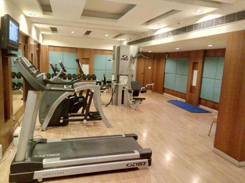 מלון היידראבד Hampshire Plaza מראה חיצוני תמונה