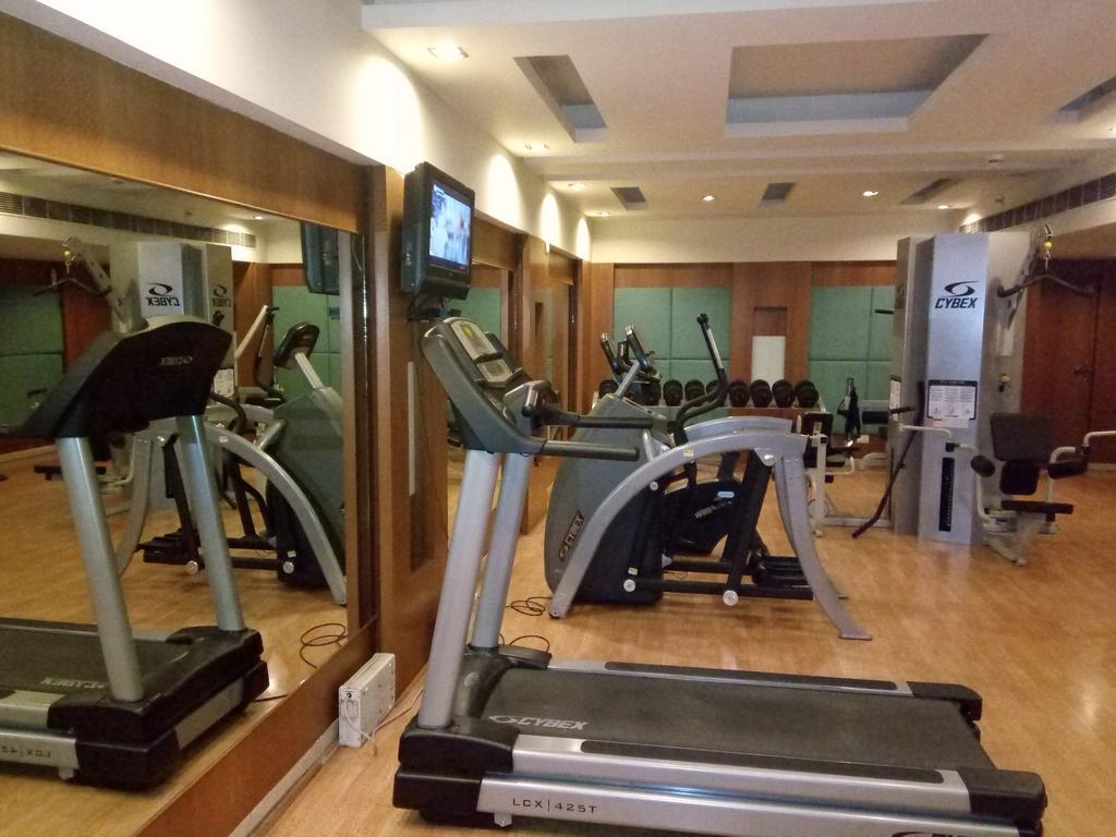 מלון היידראבד Hampshire Plaza מראה חיצוני תמונה